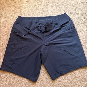 lululemon athletica Men’s Black Athletic Shorts size 34